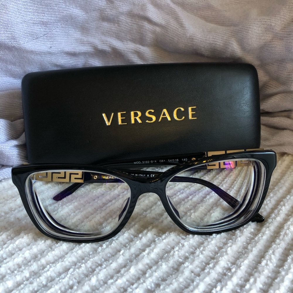 ✨Ladies Versace prescription frames✨